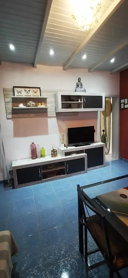 Kikiki House ξενώνας Puerto del Rosario  Εξοχικό σπίτι